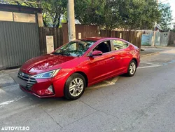 Rosu Utilizat 2019 Hyundai Elantra Berlinǎ | 13.900 EUR (Preț OK)