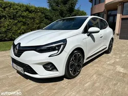 Alb Utilizat 2022 Renault Clio V Intens Hatchback | 12.500 EUR (Preț OK)