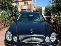 Culoarenegru Utilizat 2005 Mercedes E280 Berlinǎ | 3.450 EUR