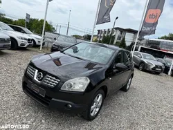 Negru Utilizat 2009 Nissan Qashqai Visia SUV | 3.999 EUR (Super Preț)