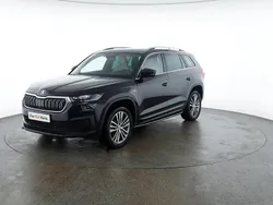 Negru metalic perleffect Utilizat 2022 Skoda Kodiaq LAURIN & KLEMENT SUV | 33.900 EUR (Puțin scump)