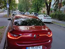 Culoarerosu Utilizat 2022 Renault Mégane IV Berlinǎ | 18.500 EUR