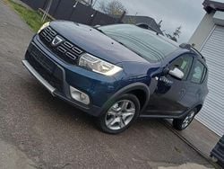 Culoarealbastru Utilizat 2019 Dacia Sandero Celebration | 6.190 EUR (Preț bun)