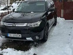 Utilizat 2015 Mitsubishi Outlander Instyle SUV | 44.000 EUR