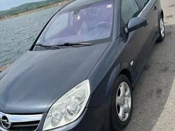 Gri Utilizat 2008 Opel Signum Break | 3.100 EUR