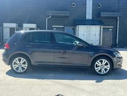 Gri Utilizat 2016 VW Golf VII Hatchback | 10.900 EUR (Scump)
