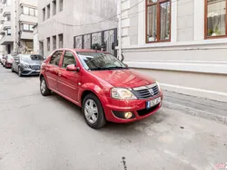 Rosu Utilizat 2008 Dacia Logan Prestige Berlinǎ | 2.300 EUR (Preț OK)
