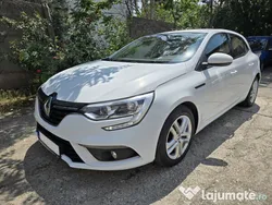 Alb Utilizat 2018 Renault Mégane IV Hatchback | 7.990 EUR (Super Preț)