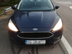 Albastru Utilizat 2015 Ford Focus Hatchback | 5.400 EUR (Preț bun)