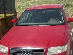 Utilizat 2001 Audi A4 Berlinǎ | 1.700 EUR