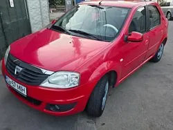 Roșu Utilizat 2010 Dacia Logan Berlinǎ | 2.400 EUR (Preț OK)