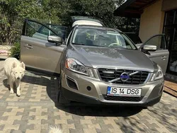 Culoarebej Utilizat 2011 Volvo XC60 Summum SUV | 9.800 EUR (Preț OK)