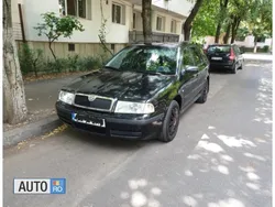 Negru Utilizat 2003 Skoda Octavia Break | 2.300 EUR