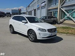 Alb Utilizat 2015 Volvo XC60 Ocean Race SUV | 12.700 EUR (Preț bun)