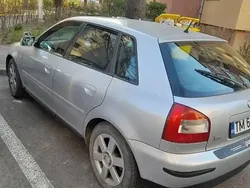 Utilizat 2001 Audi A3 Hatchback | 1.111 EUR