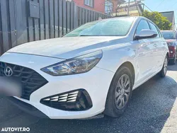 Culoarealb Utilizat 2022 Hyundai i30 Comfort Hatchback | 11.500 EUR (Super Preț)