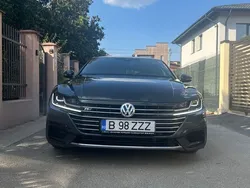 Gri Utilizat 2018 VW Arteon R-line Berlinǎ | 21.600 EUR (Preț bun)