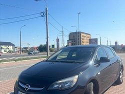 Negru Utilizat 2014 Opel Astra Style Hatchback | 4.400 EUR (Preț bun)