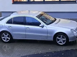 Utilizat 2002 Mercedes E220 Berlinǎ | 3.500 EUR