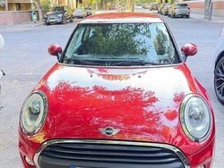 Culoarerosu Utilizat 2016 Mini ONE Hatchback | 11.900 EUR (Puțin scump)