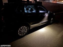 Culoarenegru Utilizat 2019 VW Tiguan Highline SUV | 1.990 EUR