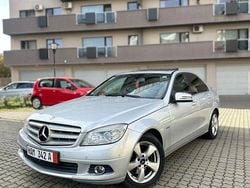 Culoareargint Utilizat 2010 Mercedes C220 Elegance Berlinǎ | 6.300 EUR (Puțin scump)