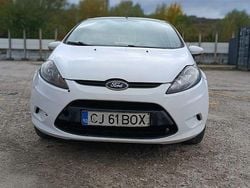 Culoarealb Utilizat 2012 Ford Fiesta Trend Hatchback | 2.500 EUR (Preț bun)