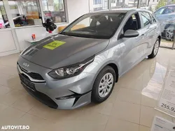 Gri Nouă 2025 Kia Ceed Best Berlinǎ | 20.803 EUR (Scump)