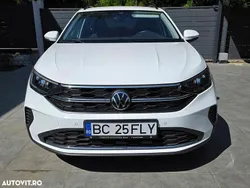 Culoarealb Utilizat 2024 VW Taigo Style SUV | 18.750 EUR (Preț OK)