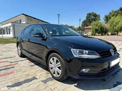 Negru Utilizat 2015 VW Jetta Trendline Berlinǎ | 8.299 EUR (Preț OK)