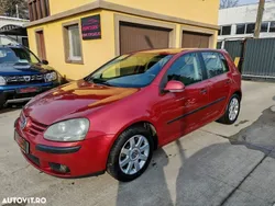 Rosu Utilizat 2006 VW Golf V Edition Hatchback | 3.399 EUR (Preț OK)