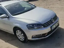 Utilizat 2011 VW Passat Berlinǎ | 6.300 EUR (Preț OK)