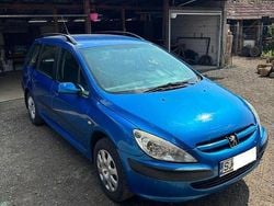 Culoarealbastru Utilizat 2003 Peugeot 307 Break | 1.500 EUR (Puțin scump)
