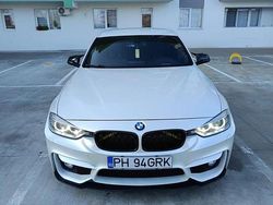 Culoarealte culori Utilizat 2014 BMW 320 Efficient Dynamics Berlinǎ | 13.000 EUR (Preț OK)