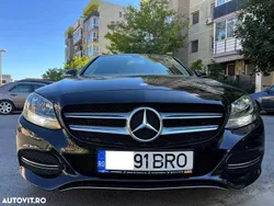 Culoarenegru Utilizat 2014 Mercedes C220 Avantgarde Berlinǎ | 14.400 EUR (Puțin scump)