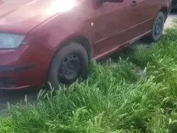 Rosu Utilizat 2006 Skoda Fabia Berlinǎ | 550 EUR (Preț bun)