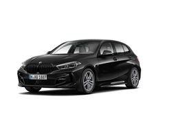 Black sapphire metallic paintwork Utilizat 2022 BMW 118 Shadowline Hatchback | 18.480 EUR (Preț bun)
