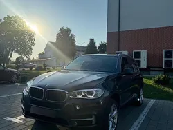 Culoarenegru Utilizat 2014 BMW X5 SUV | 15.500 EUR (Super Preț)