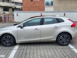 Alte culori Utilizat 2017 Volvo V40 Break | 10.490 EUR (Preț OK)