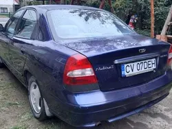 Utilizat 2005 Chevrolet Nubira Berlinǎ | 850 EUR