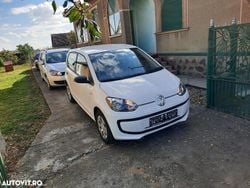 Culoarealb Utilizat 2013 VW up! Move Hatchback | 3.290 EUR (Super Preț)