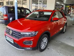 Rosu Utilizat 2020 VW T-Roc Design SUV | 18.990 EUR (Preț bun)