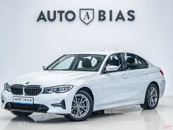 Alb Utilizat 2020 BMW 320 Sport Line Berlinǎ | 21.950 EUR (Preț bun)