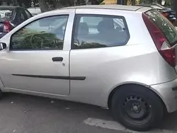 Utilizat 2003 Fiat Punto Hatchback | 500 EUR