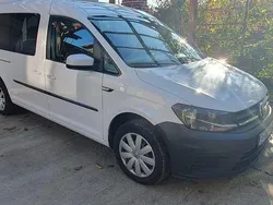 Alb Utilizat 2016 VW Caddy Monovolum | 12.495 EUR (Scump)