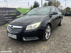 Culoarenegru Utilizat 2010 Opel Insignia Berlinǎ | 2.999 EUR (Preț bun)