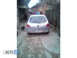 Argintiu Utilizat 2001 Ford Fiesta Hatchback | 850 EUR