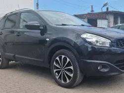 Negru Utilizat 2011 Nissan Qashqai Tekna SUV | 6.700 EUR (Preț OK)