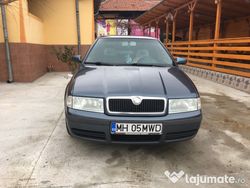 Gri Utilizat 2006 Skoda Octavia Tour Berlinǎ | 3.290 EUR (Puțin scump)