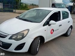 Culoarealb Utilizat 2014 Opel Corsa Enjoy | 2.800 EUR (Preț OK)